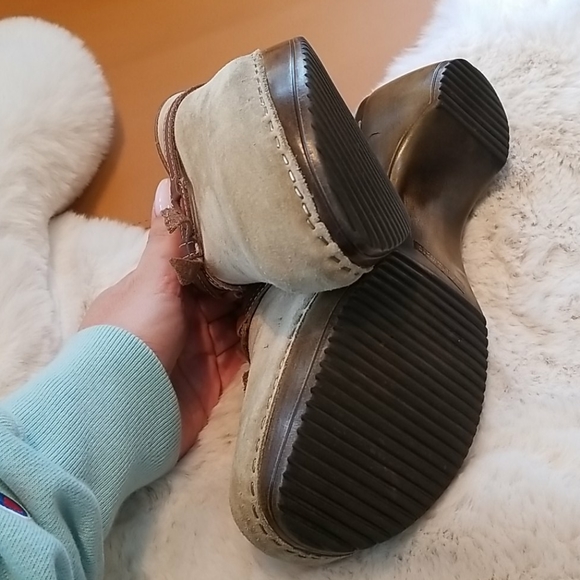 Clogs - Picture 3 of 15